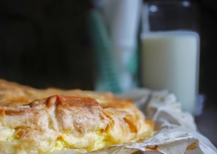 Burek - Pita sa sirom